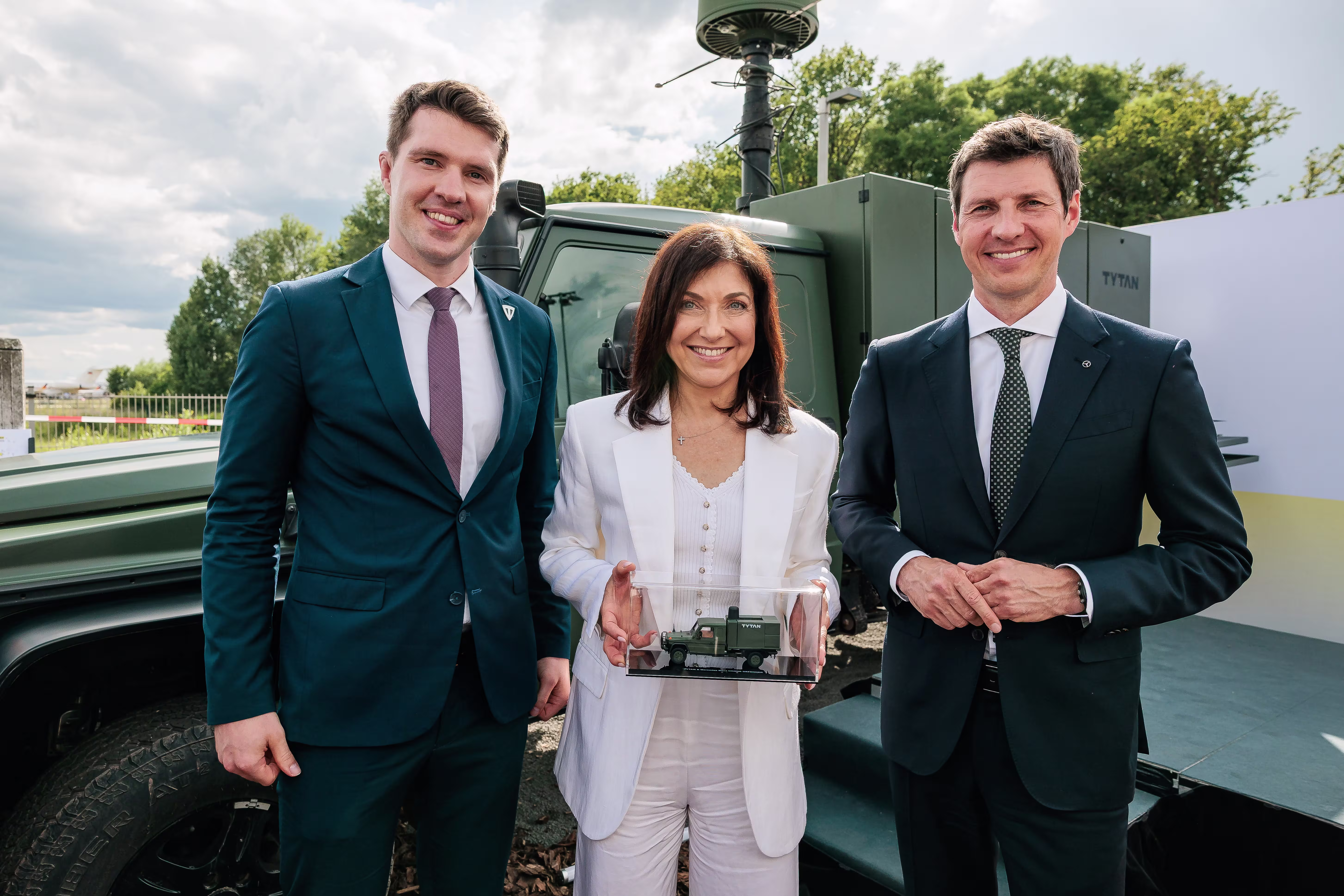 Mercedes-Benz and TYTAN Technologies partner on mobile C-UAS systems